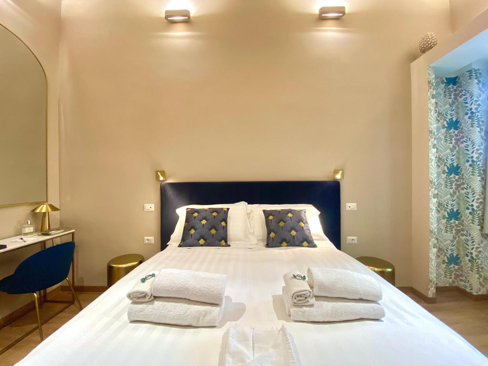 Queen Of Rome Luxury Rooms Esterno foto