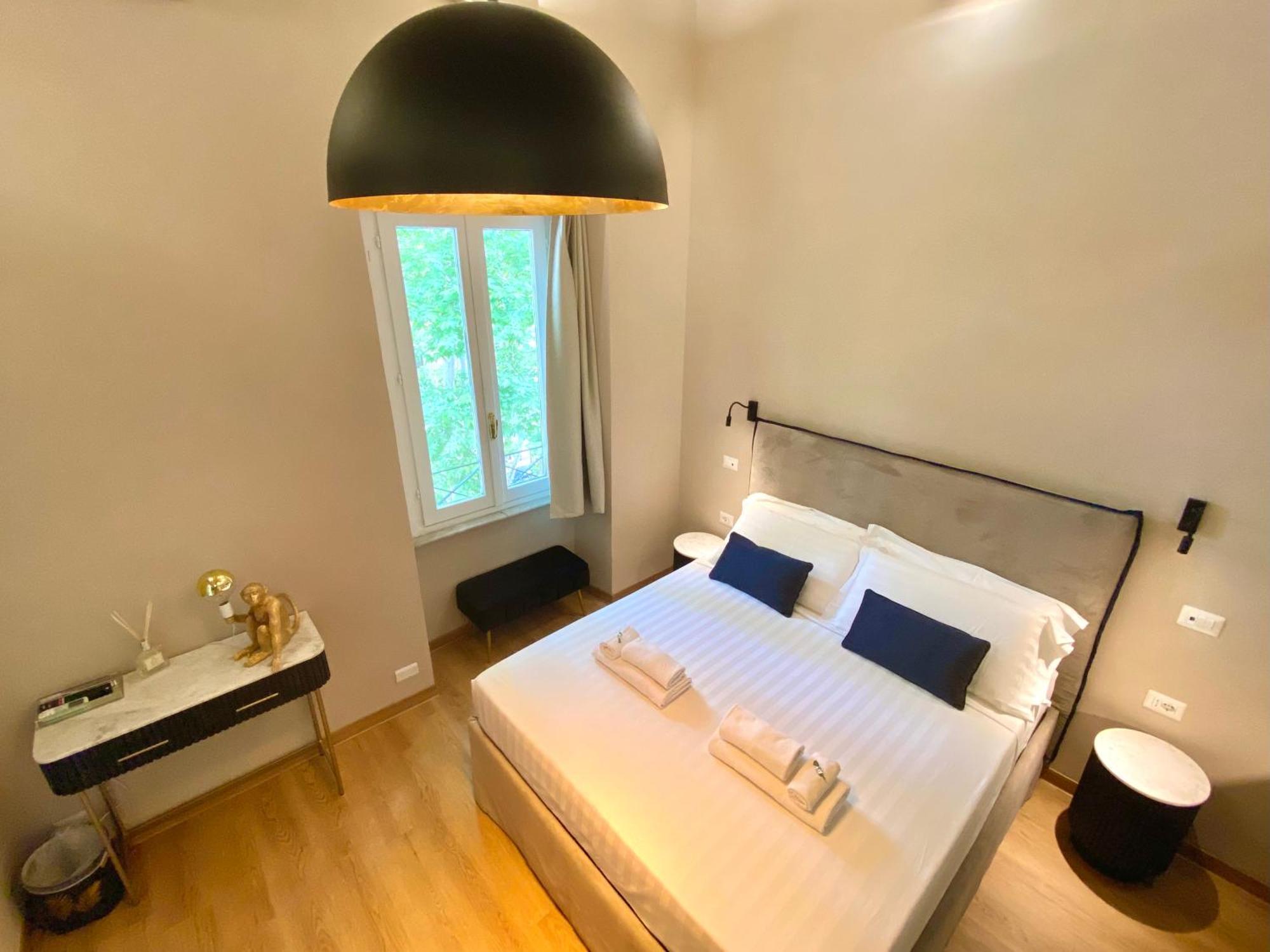 Queen Of Rome Luxury Rooms Esterno foto