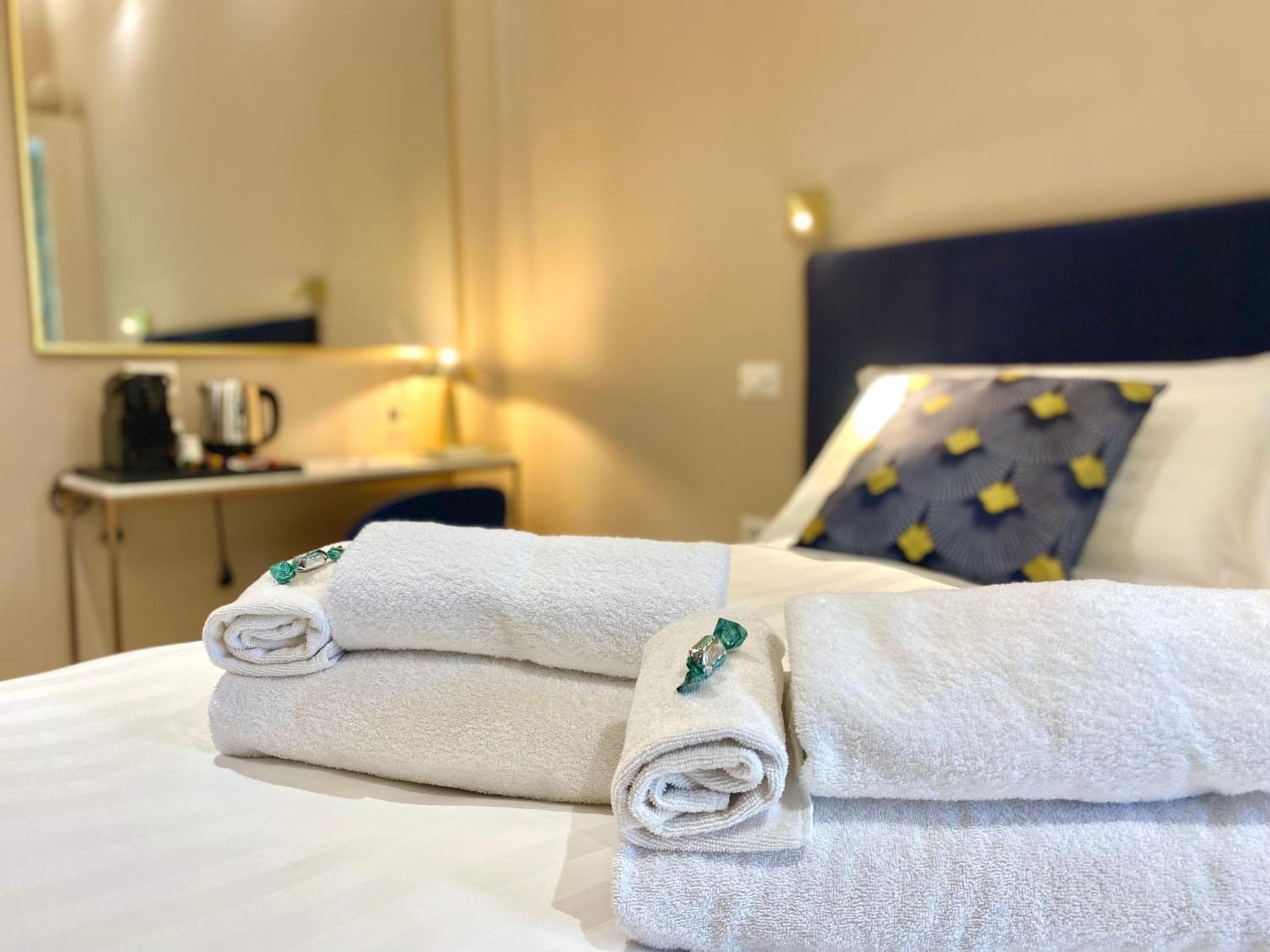 Queen Of Rome Luxury Rooms Esterno foto