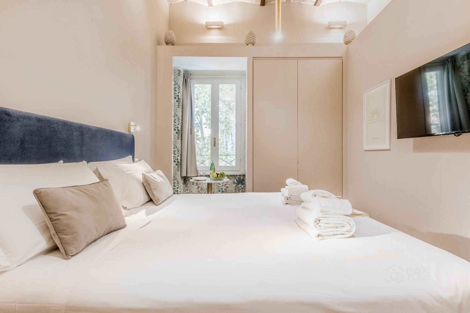 Queen Of Rome Luxury Rooms Esterno foto