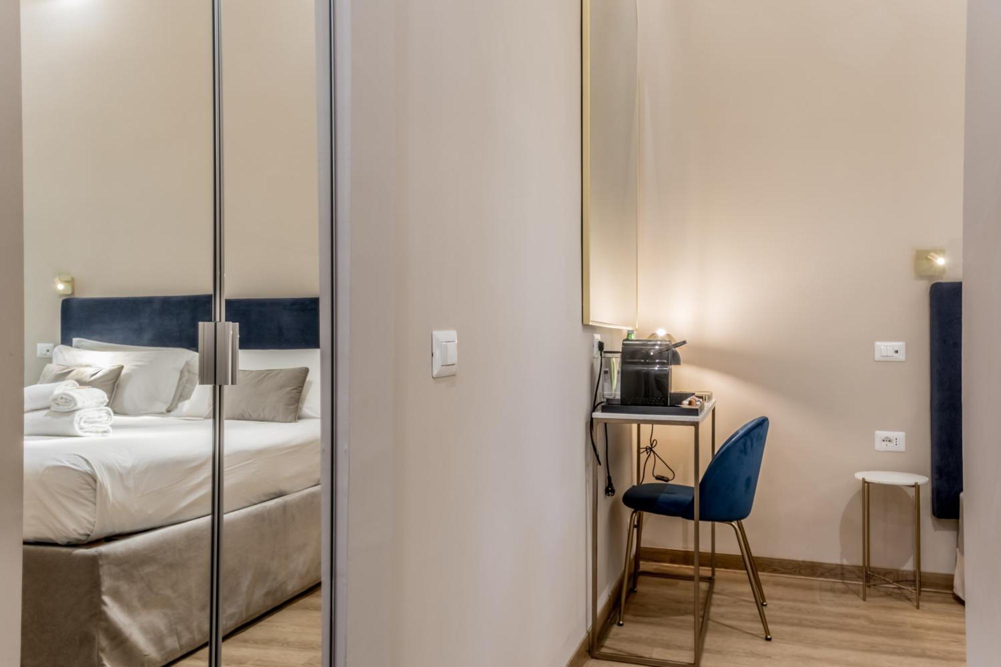 Queen Of Rome Luxury Rooms Esterno foto