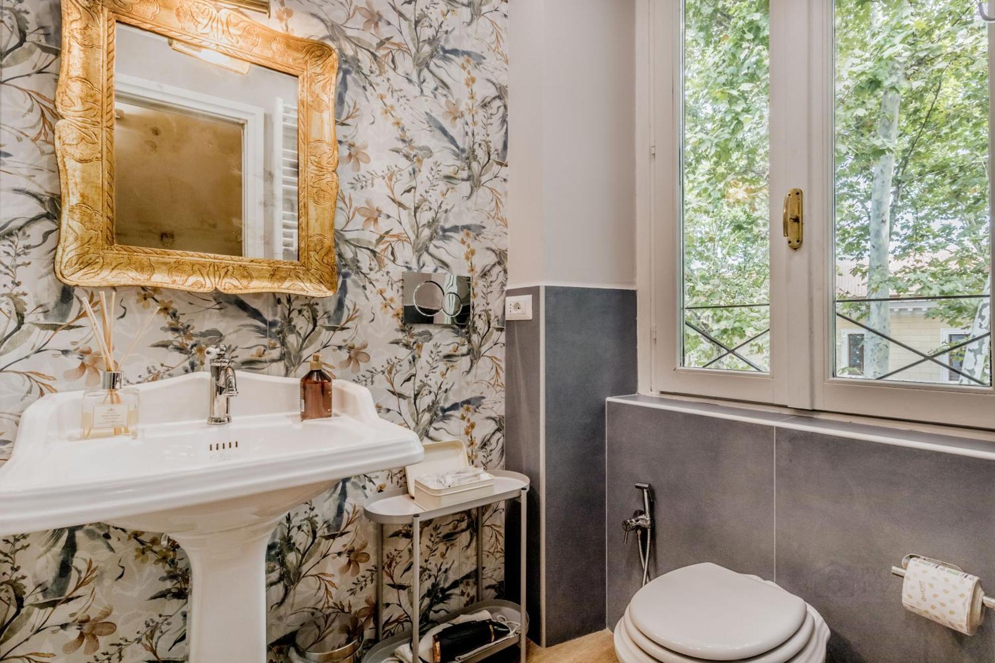 Queen Of Rome Luxury Rooms Esterno foto