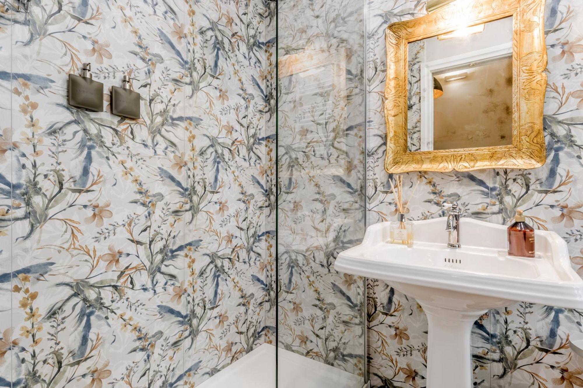Queen Of Rome Luxury Rooms Esterno foto