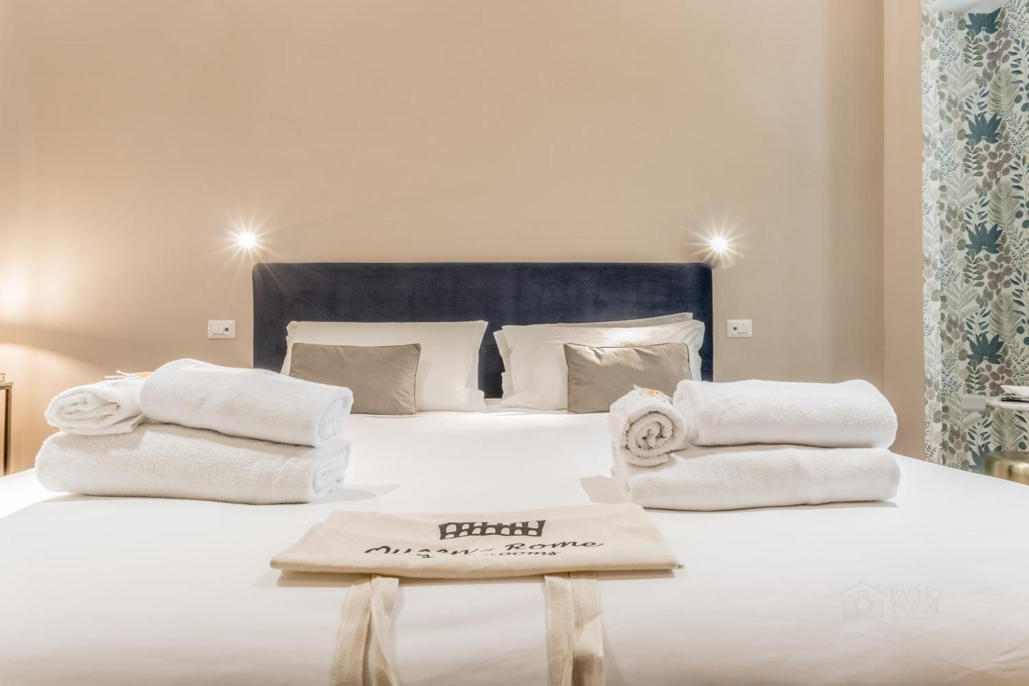 Queen Of Rome Luxury Rooms Esterno foto